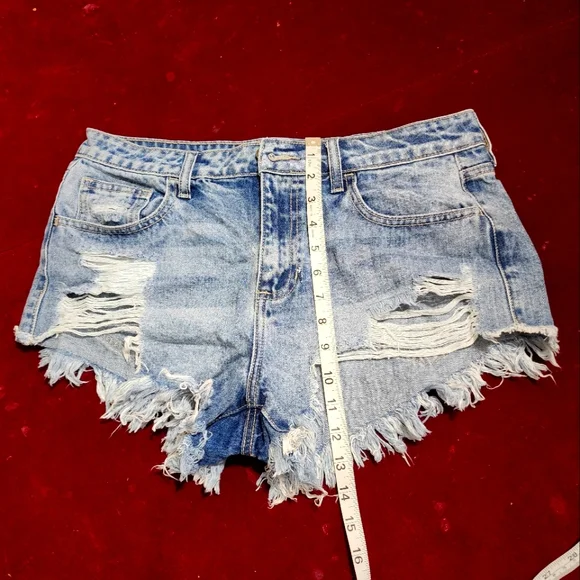 Fashion Nova Fraded Denim Jeans Shorts - Picture 6 of 9